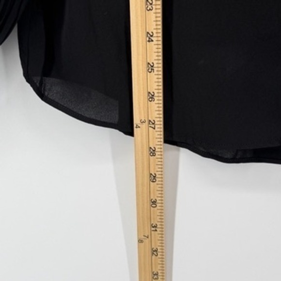 Tahari Black Pleated Puff Balloon Sleeve Button Up Shirt Womens L - Picture 8 of 8